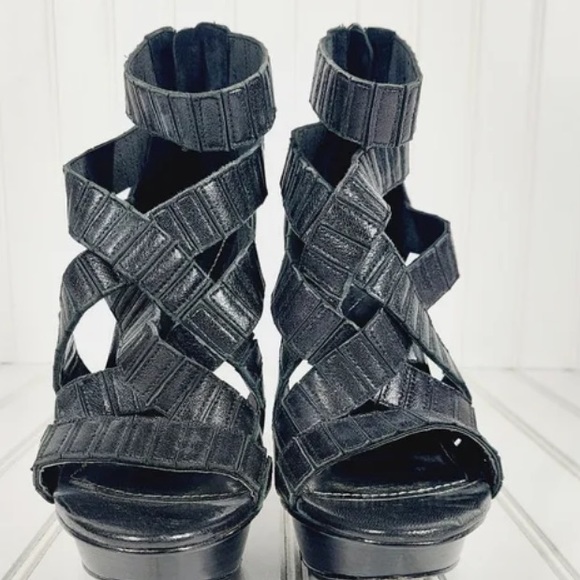 REPORT SIGNATURE DITMAR BLACK STRAPPY PLATFORM SANDAL - Picture 3 of 7